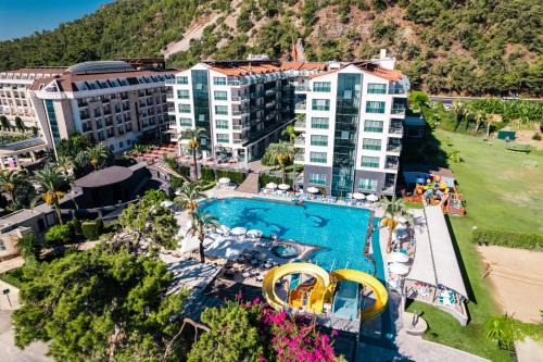 Grand Ring Hotel in Beldibi