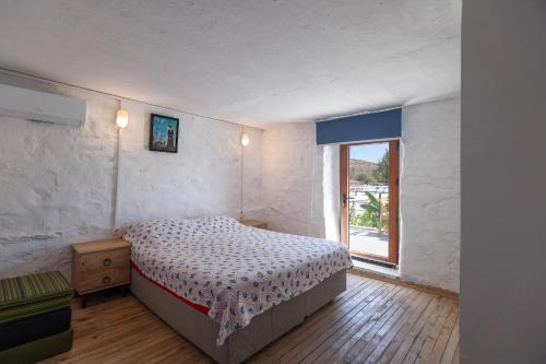 Traditional Seaside Stone Villa with Private Pool in Bodrum City