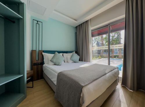 Leaf Port Hotel in Antalya