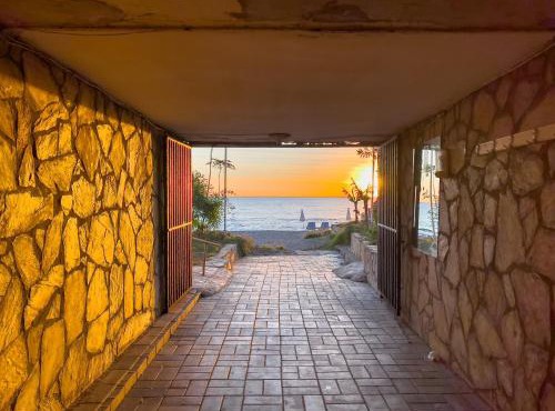 Seafront 1 BR Apt - Sea View Balcony - New Building in Alanya