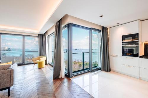 Homie Suites - Newly Built Seaside Apartments on Bakırköy Shore in Istanbul