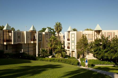 ROBINSON PAMFILYA - All Inclusive in Side